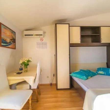 In With Sea View, Balcony, Air Conditioning, Wifi 5113-2 *