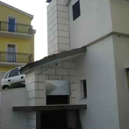In With Sea View, Balcony, Air Conditioning, Wifi 5113-2 دوغي رات